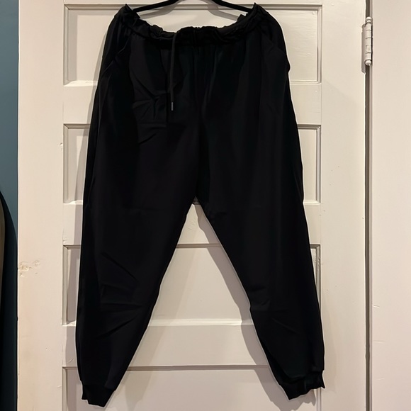 LULULEMON stretch high rise jogger - Picture 2 of 4